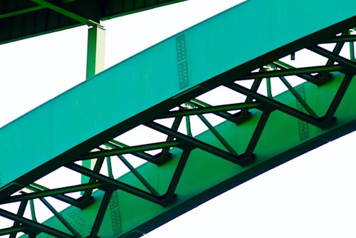 Cross beams suicide bridge mw.4tlrjpg